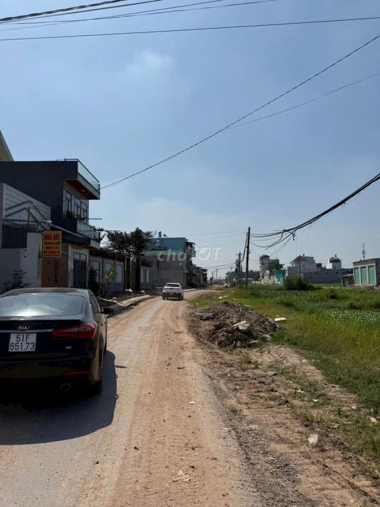 ĐẤT MẶT TIỀN KÊNH TIÊU XUÂN THỚI ĐÔNG, HÓC MÔN NGANG 6 GIÁ CHỈ 4,5 TỶ - Ảnh 2