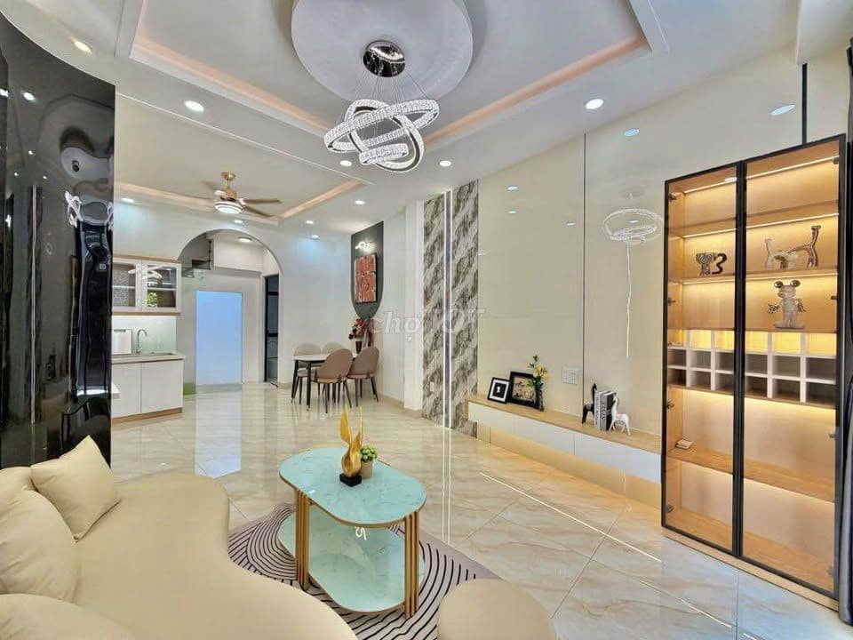 HÀNG HIẾM GIÁ TỐT NHÀ HXH HUỲNH VĂN BÁNH PHƯỜNG PHÚ NHUẬN QUẬN P.NHUẬN