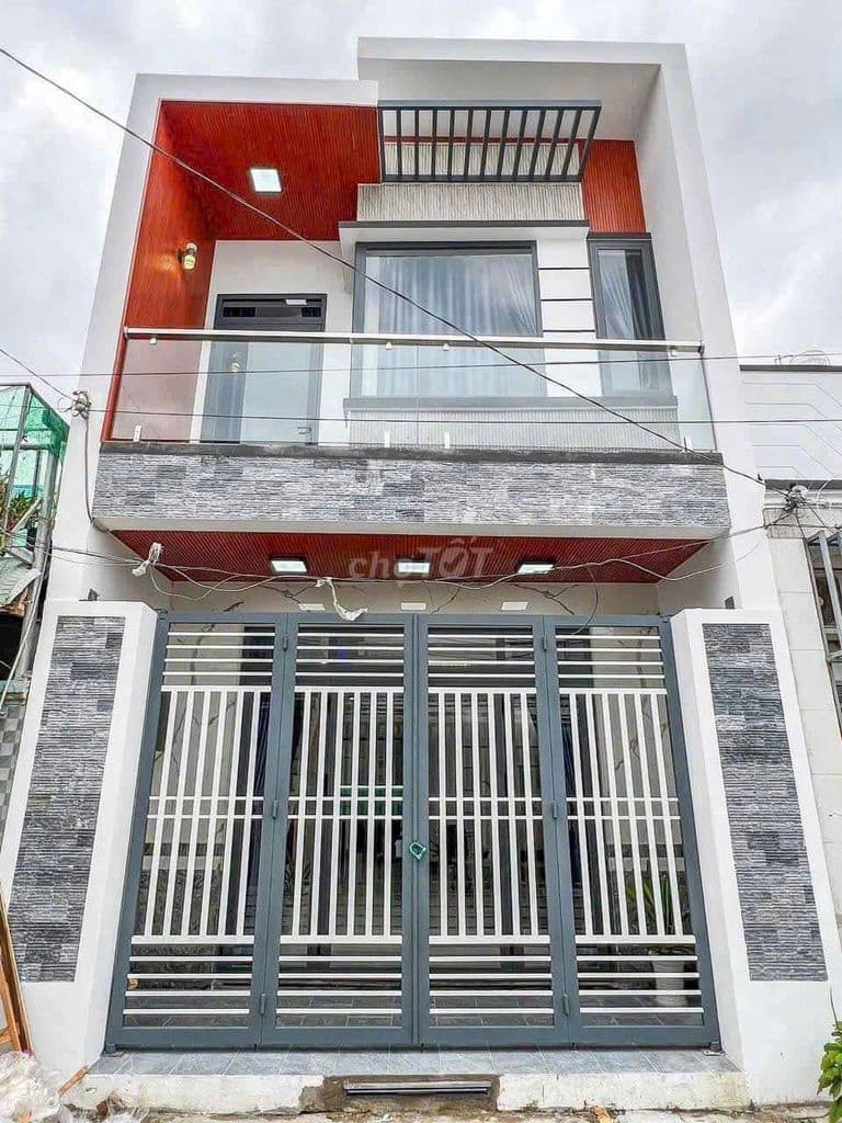 Bán nhà 1 trệt1 lầu sổ hồng riêng ngay chợ Bờ Ngựa giá 1tỷ070triệu