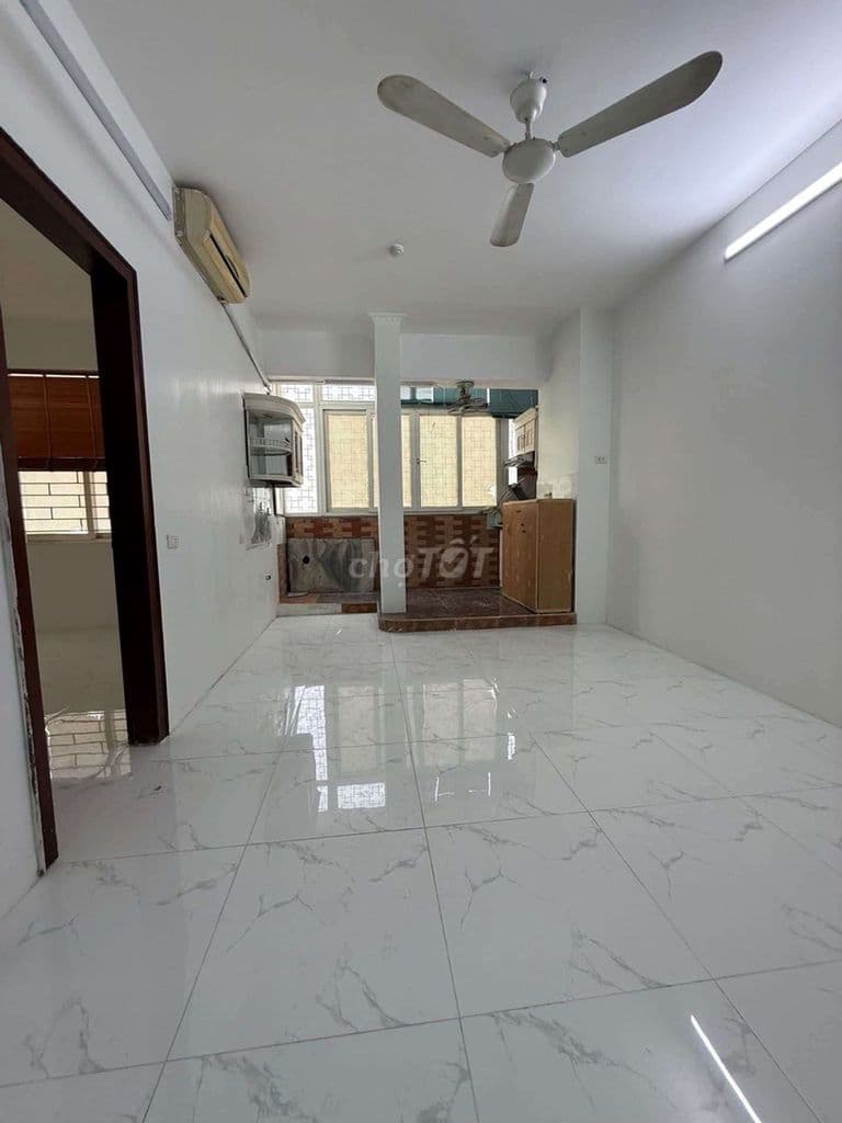SIÊU RẺ! Chung cư khu Trung Hòa, Cầu Giấy _Lô góc _60m*2pn giá 4.x tỷ - Ảnh 2