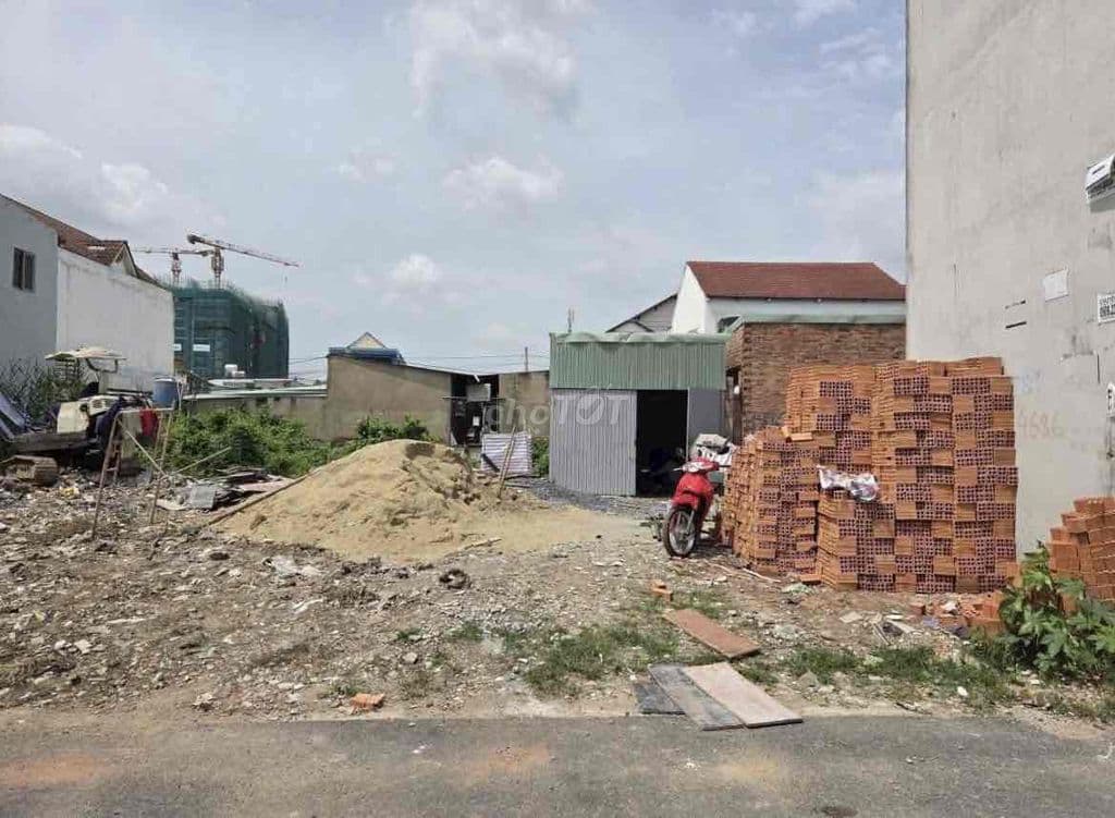 LÔ ĐẤT ĐẸP VUÔNG VỨC TẠI ĐƯỜNG 06 LONG TRƯỜNG CHỈ 2T8 CÒN THƯƠNG LƯỢNG - Ảnh 3