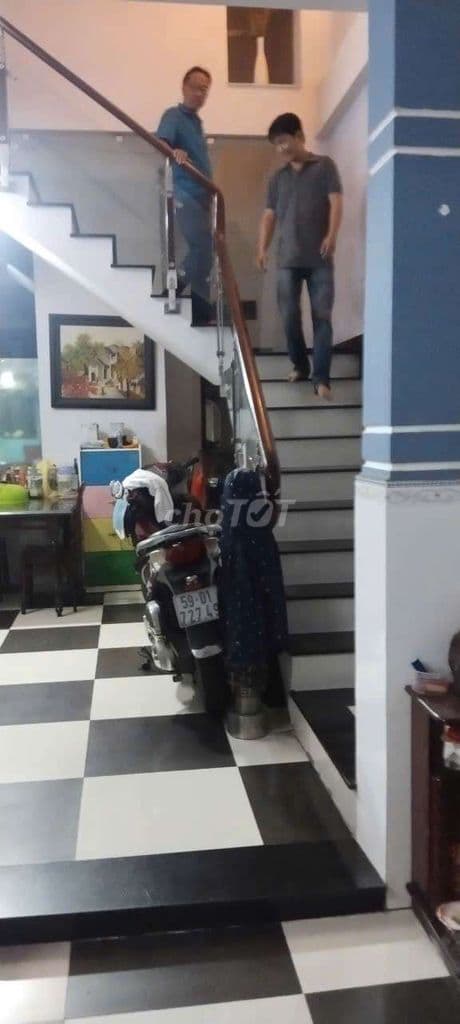 LÝ THƯỜNG KIỆT NHÀ ĐẸP NGANG 5 DÀI 14 XÂY 4 TANG BTCT VỚI 5PN