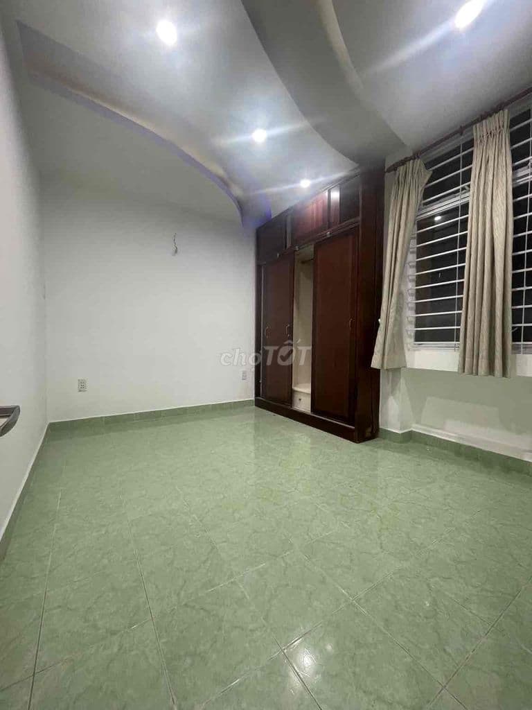 Bán căn hộ Bàu Cát 2, Thang bộ, 48m2 2PN-1WC nhà trống, có Sổ Hồng - Ảnh 3