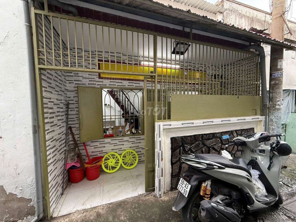 Bán nhà sau lưng MT đường Tô Ký, p. Đông Hưng Thuận, q12, giá 2,25 tỷ - Ảnh 2