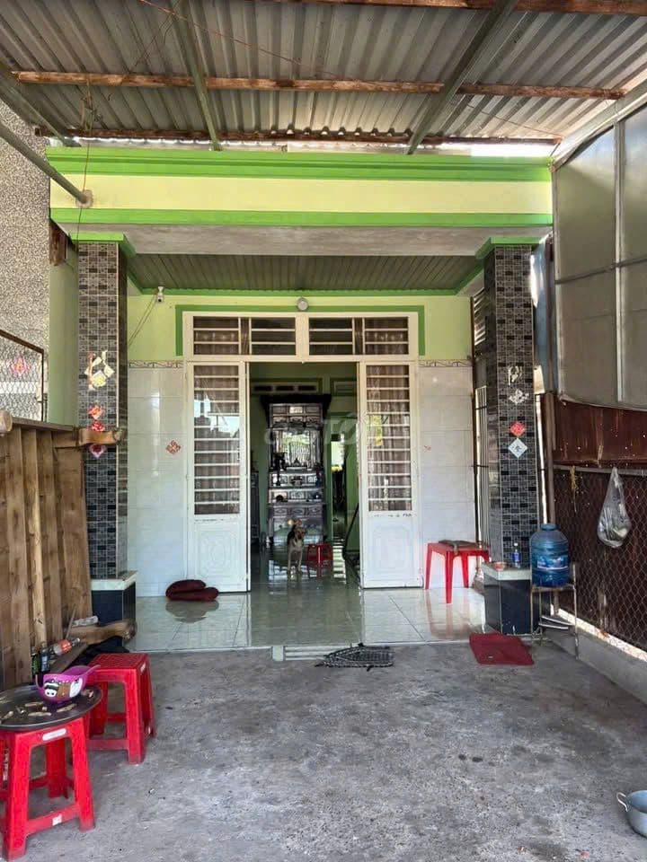 Bán gấp nhà c4 đường Lê Thị Sắc, Tân Phú Trung, 112m2, 1 tỷ 50tr , SHR - Ảnh 2