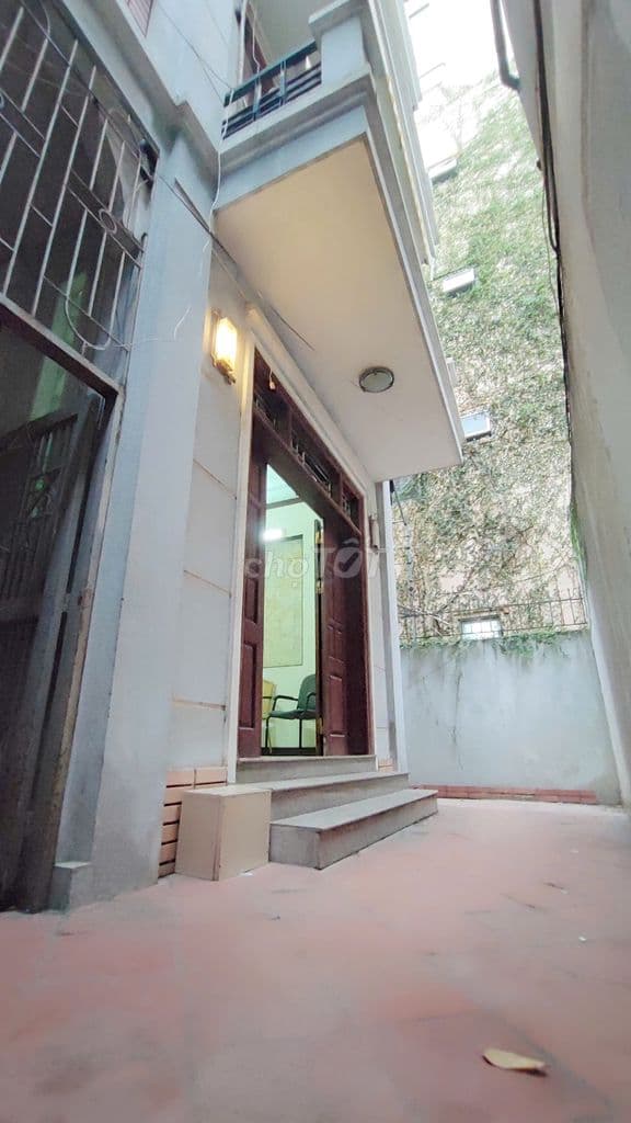 Giảm 5 tỷ, biệt thự 5 tầng Giảng Võ, giá rẻ - Ảnh 2