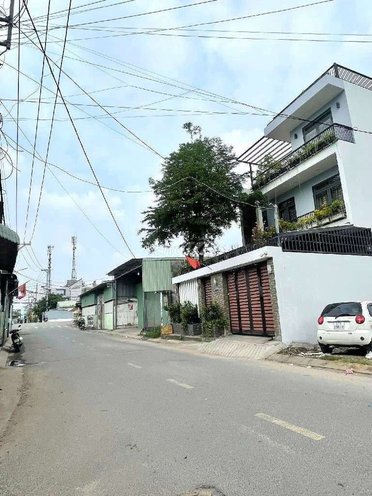 Nhà 4 tầng hẻm 8m An Phú Đông, Q.12 - 64m2 (5 x 13) - 4PN - 5.2 tỷ
