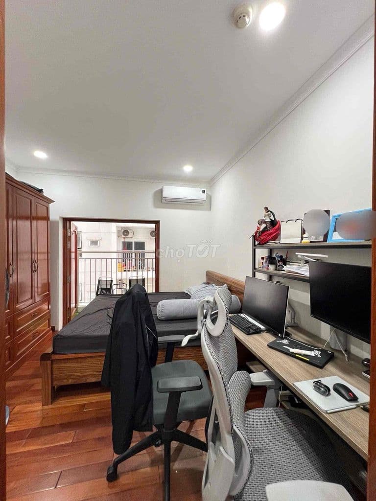 Chính chủ bán căn 2PN Oriental Plaza có sổ sẵn công chứng ngay - Ảnh 3