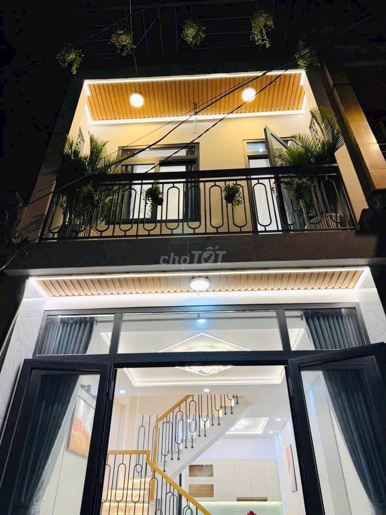 HÀNG HIẾM - TRUNG TÂM GÒ VẤP - 31M2 MỚI COON - TẶNG FULL NỘI THẤT