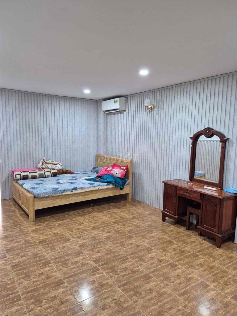 NHÀ ĐẸP HXH DT (4m x 18m) GẦN ĐH CÔNG THƯƠNG - Ảnh 3