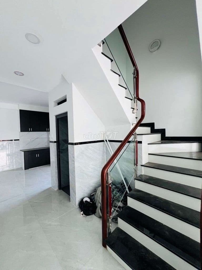 NHÀ MẶT TIỀN HƯƠNG LỘ 2 BÌNH TÂN 46M, 2 TẦNG-HƠN 3 ĐỒNG CÒN TL - Ảnh 2