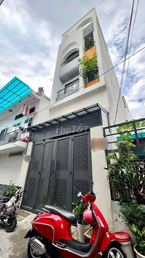 5 tầng - có thang máy - Gò dầu - 9 tỷ