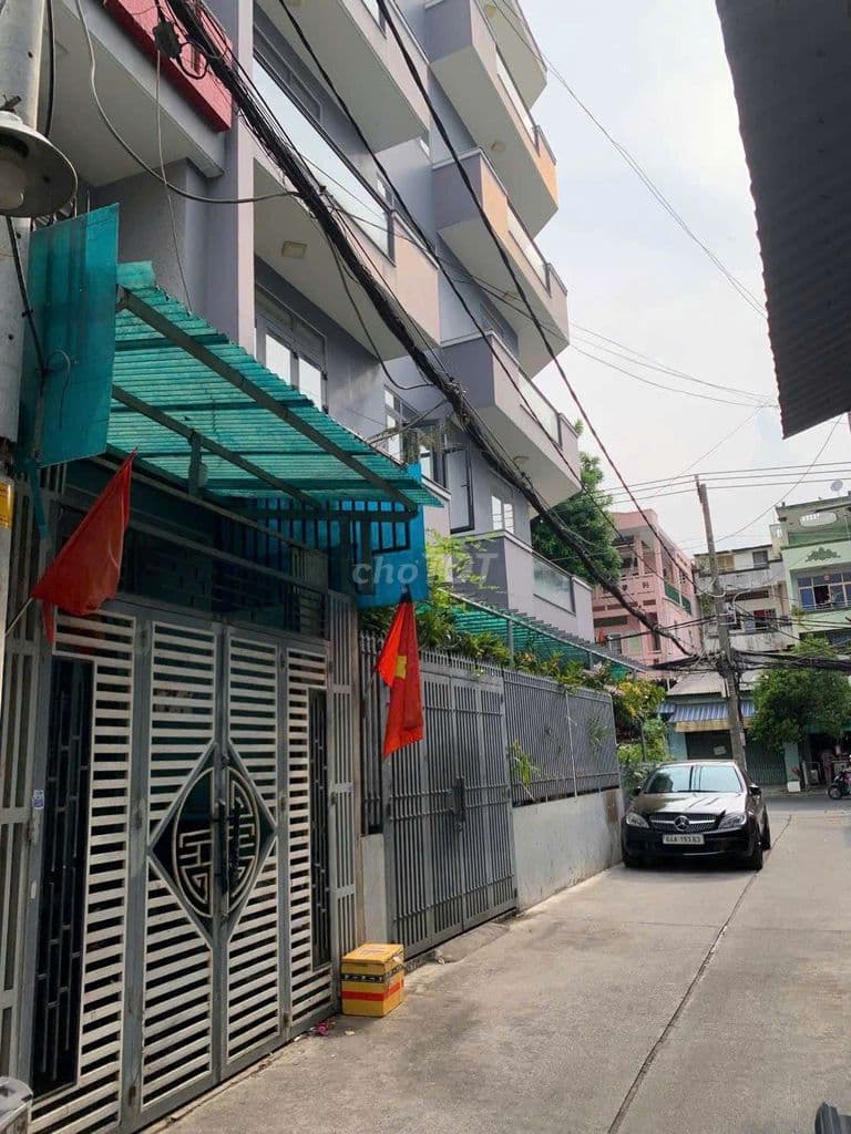 NHÀ ĐẸP 4 TẦNG - SÁT MẶT TIỀN LẠC LONG QUÂN . GIÁ 7,9 TỶ - Ảnh 3