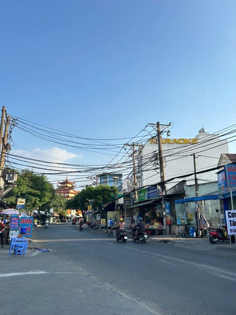 Nhà trệt lầu + 4 phòng trọ MT Kinh Doanh đường Truông Tre ( Đ11) - Ảnh 3