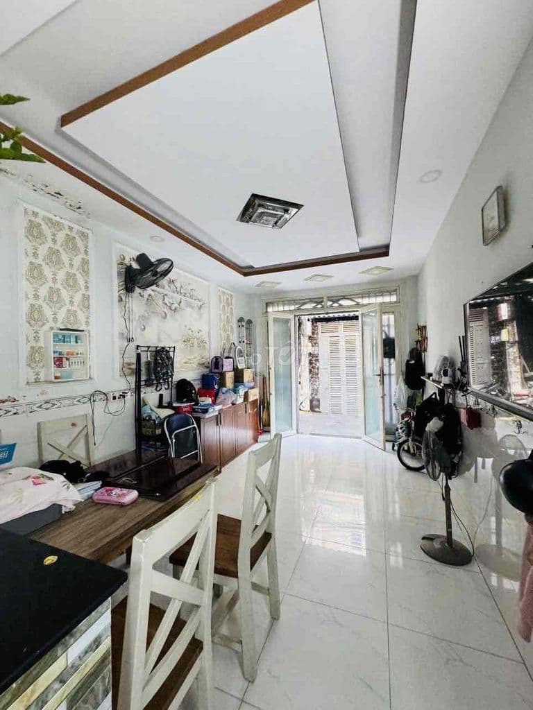 TÂN BÌNH - NHÀ Ở NGAY 35m2, hẻm xe hơi - CHỈ 3.99 TỶ - Ảnh 3