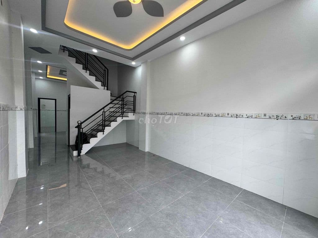 Nhà Mới HXH 60m2, 4x17, Ngay Âu Cơ, Giao Lạc Long, Đầm Sen Quân, 5 Tỷ