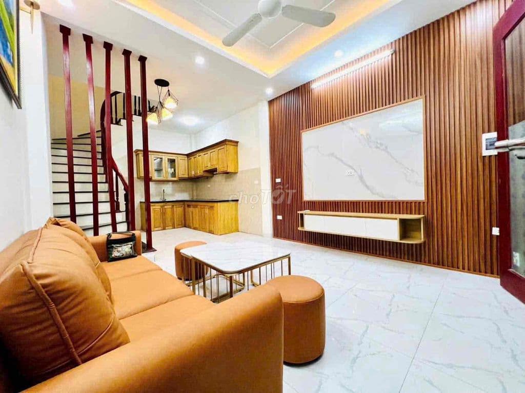 3,65 tỷ nhà đẹp gần bên xe Yên Nghĩa tàu điện trên cao - Ảnh 3