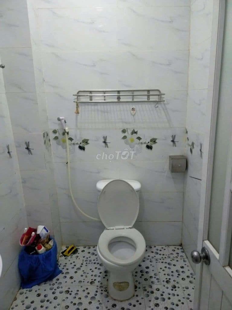 Cần bán nhà hẻm đường 35