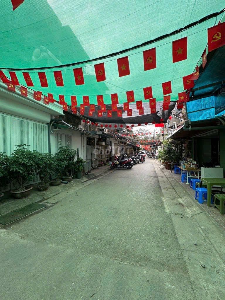 Chính chủ nhờ bán căn tập thể tầng 1 - Hồng Mai - 100m2 - kinh doanh