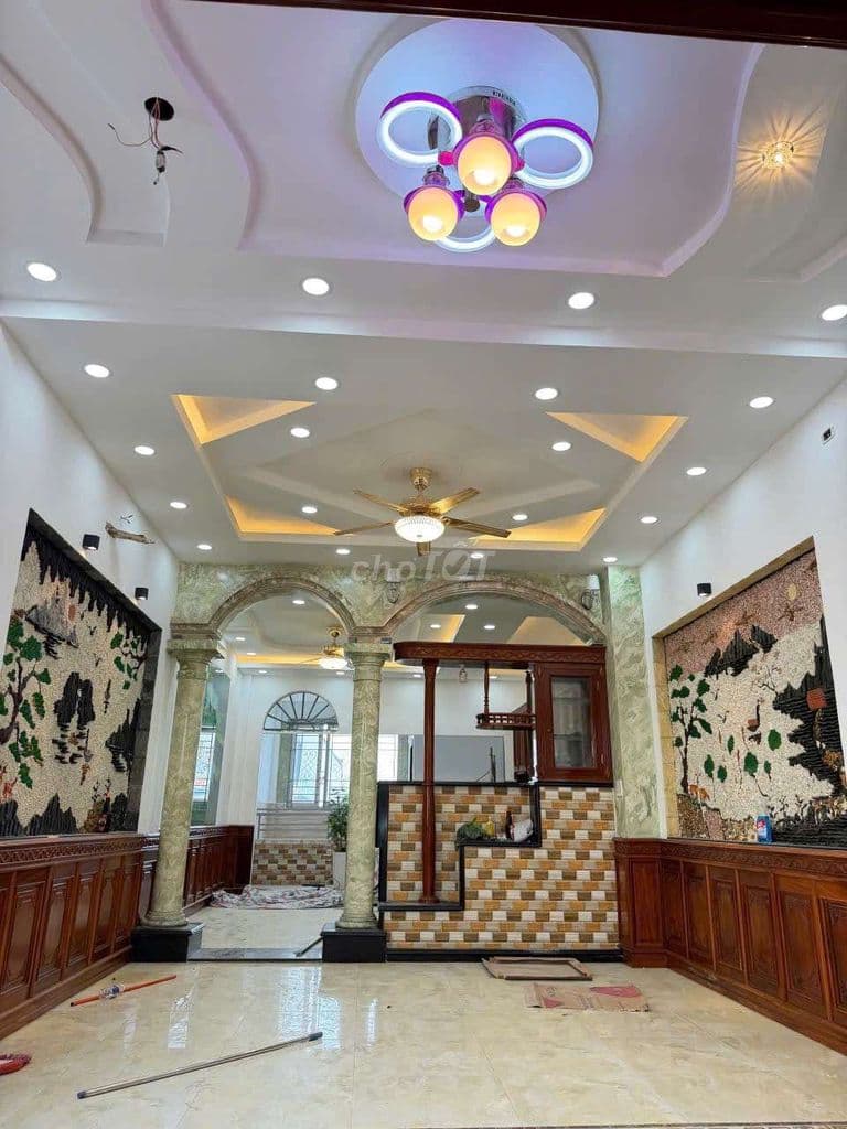 Mặt Tiền Nguyễn Ảnh Thủ TMT Q12.