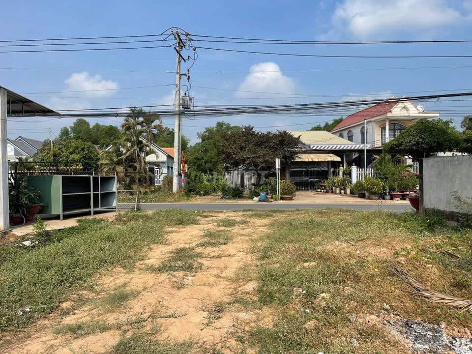 BÁC 5 GỬI BÁN ĐẤT VƯỜN 400M2+ GIÁ 680TR - TÂN THÔNG HỘI - SỔ HỒNG - Ảnh 2
