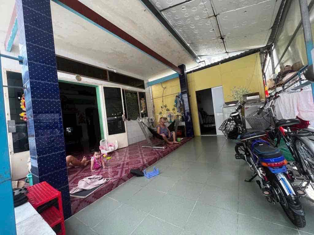 130m full thổ cư- Nhà cấp 4- Tiện xây mới - sát chợ Thủ Đức - Ảnh 2