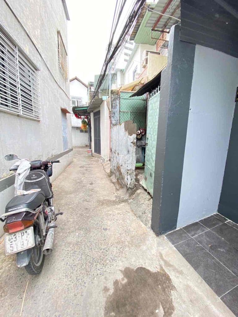 Nhà đẹp Linh Tây – sát Đại học Cảnh Sát, 59m², hẻm ba gác, vào ở n - Ảnh 2