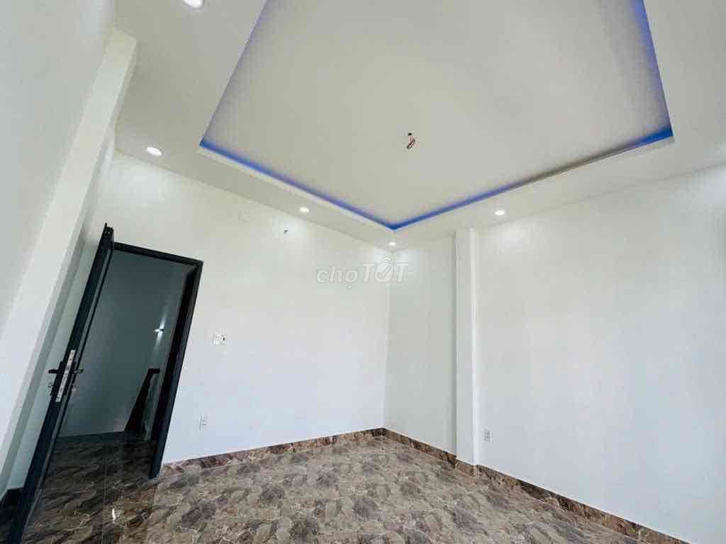 Nhà #LONG_PHƯỚC chỉ 3,x tỷ Dt: 50m2 (4,21*11,9m) Nhà 1 trệt 1 lầu (2PN