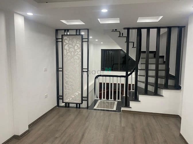 Nhà Mới 35m2 x 5 Tầng, 4 P Ngủ, Ô tô Đỗ Cửa, Gần Hồ - 3.3 Tỷ - Ảnh 3