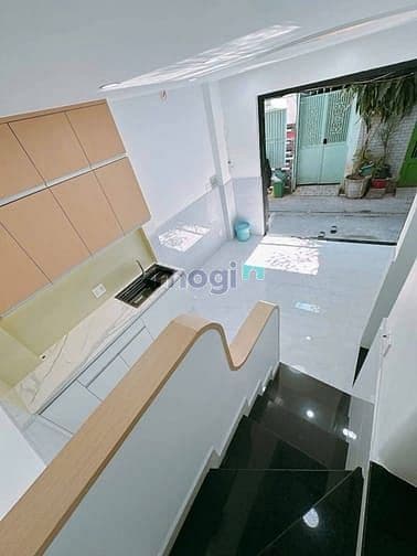 NHÀ THIẾT KẾ ĐẸP vào Ở NGAY-nở hậu 1tỷ600-thuận tiện ra TRUNG TÂM. - Ảnh 2