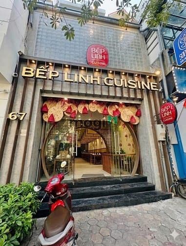 Cho thuê nhà MP Hàng Ngang DT 130m2x3 tầng, MT 5m, Giá: 200tr/tháng - Mogi.vn Hà Nội