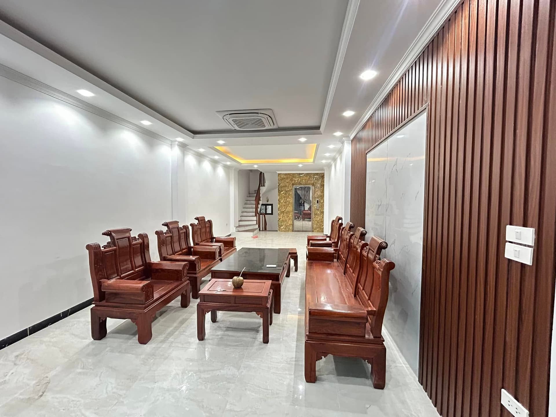 Bán biệt thự liền kề P. Nguyễn Thanh Bình, P. Dương Nội, Q. Hà Đông, Tp. Hà Nội - Ảnh 2