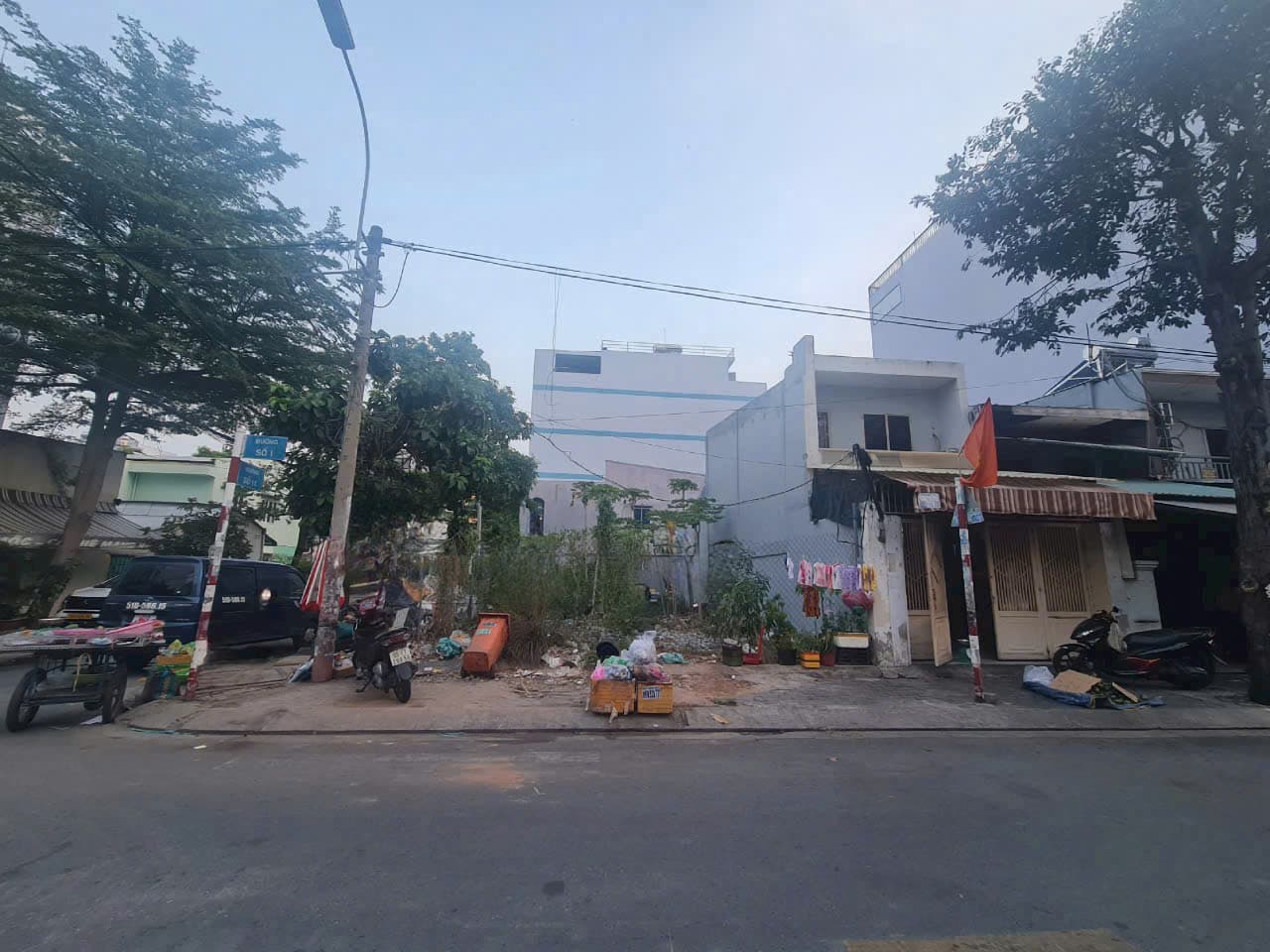 Bán đất góc 2 mặt tiền, Đ. 1, P. Tân Phú, Q. 7, Tp. Hồ Chí Minh
