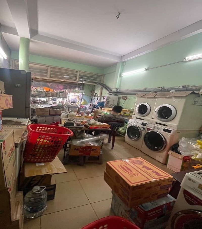 Bán nhà mặt phố Đ. Hoàng Văn Thụ, P. 9, Q. Phú Nhuận, Tp. Hồ Chí Minh - Ảnh 2