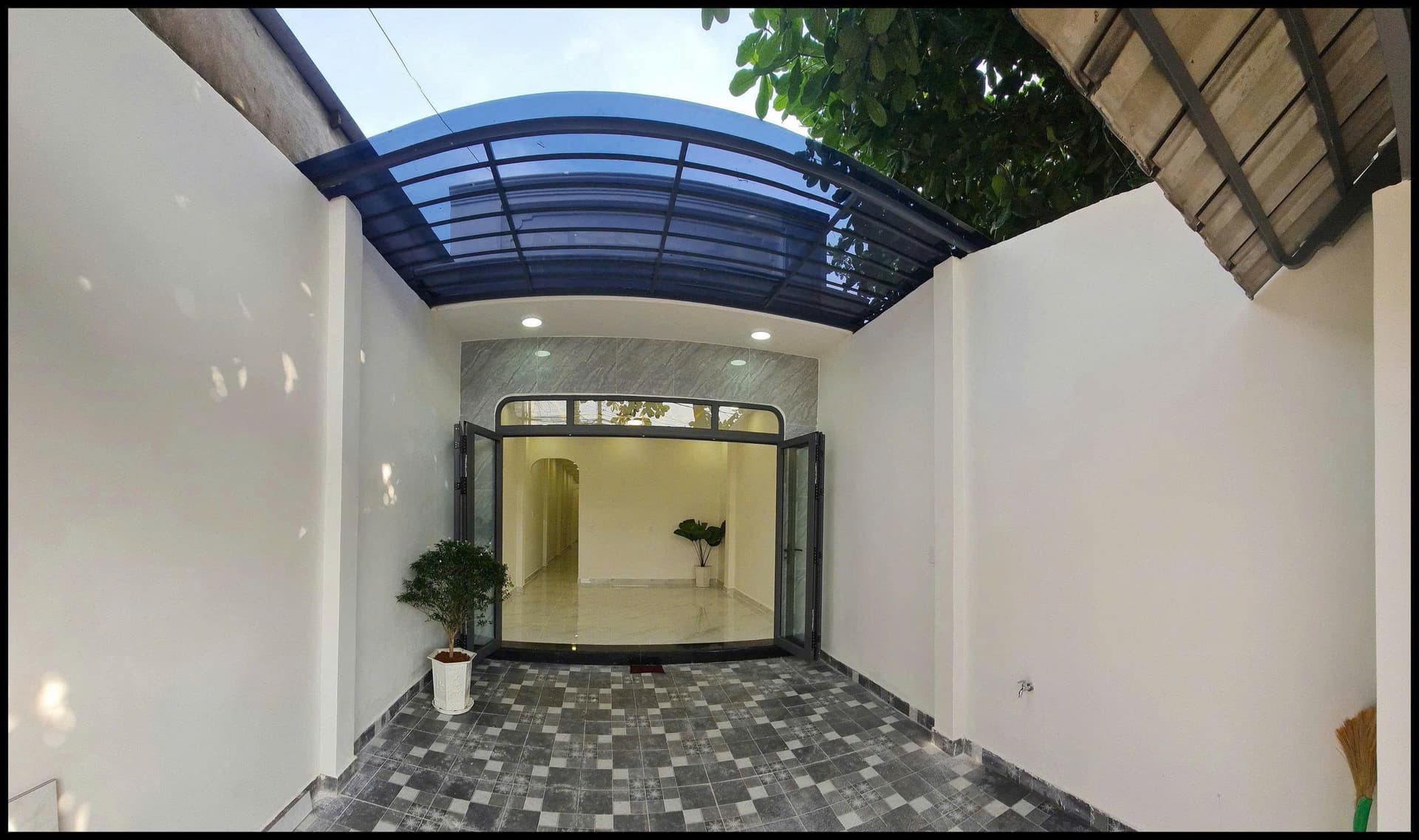 Bán nhà riêng P. Hiệp Phú, Tp. Thủ Đức, Tp. Hồ Chí Minh - Ảnh 2