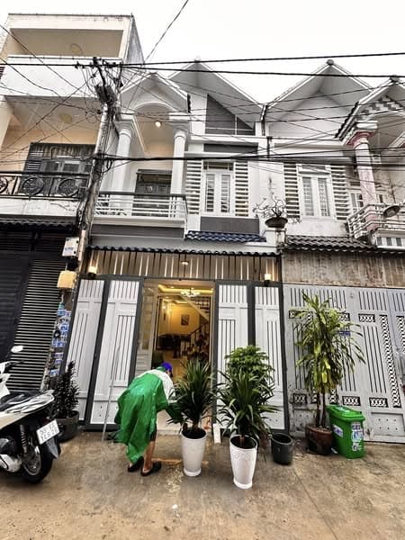 Bán nhà riêng Đ. Lãnh Binh Thăng, P. 8, Q. 11, Tp. Hồ Chí Minh