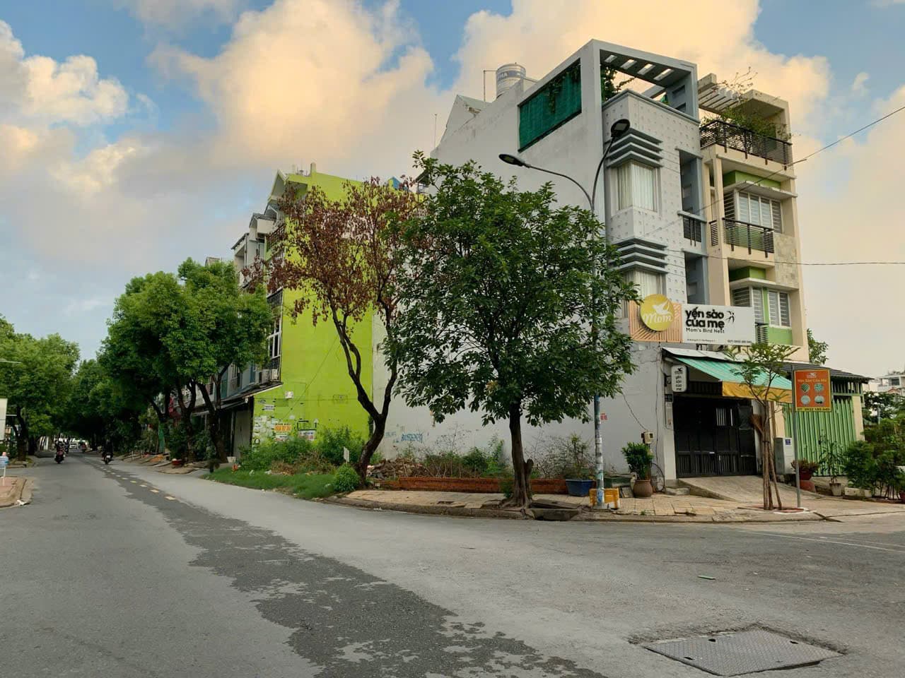 Bán đất Đ. 32, P. Tân Phong, Q. 7, Tp. Hồ Chí Minh