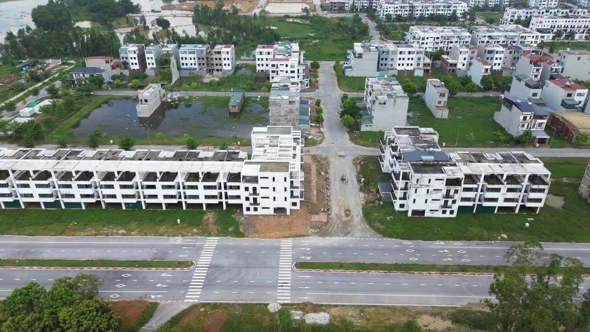 Bán nhà mặt phố Đ. Lê Quang Đạo, P. Xuân Hòa, Tp. Phúc Yên, T. Vĩnh Phúc