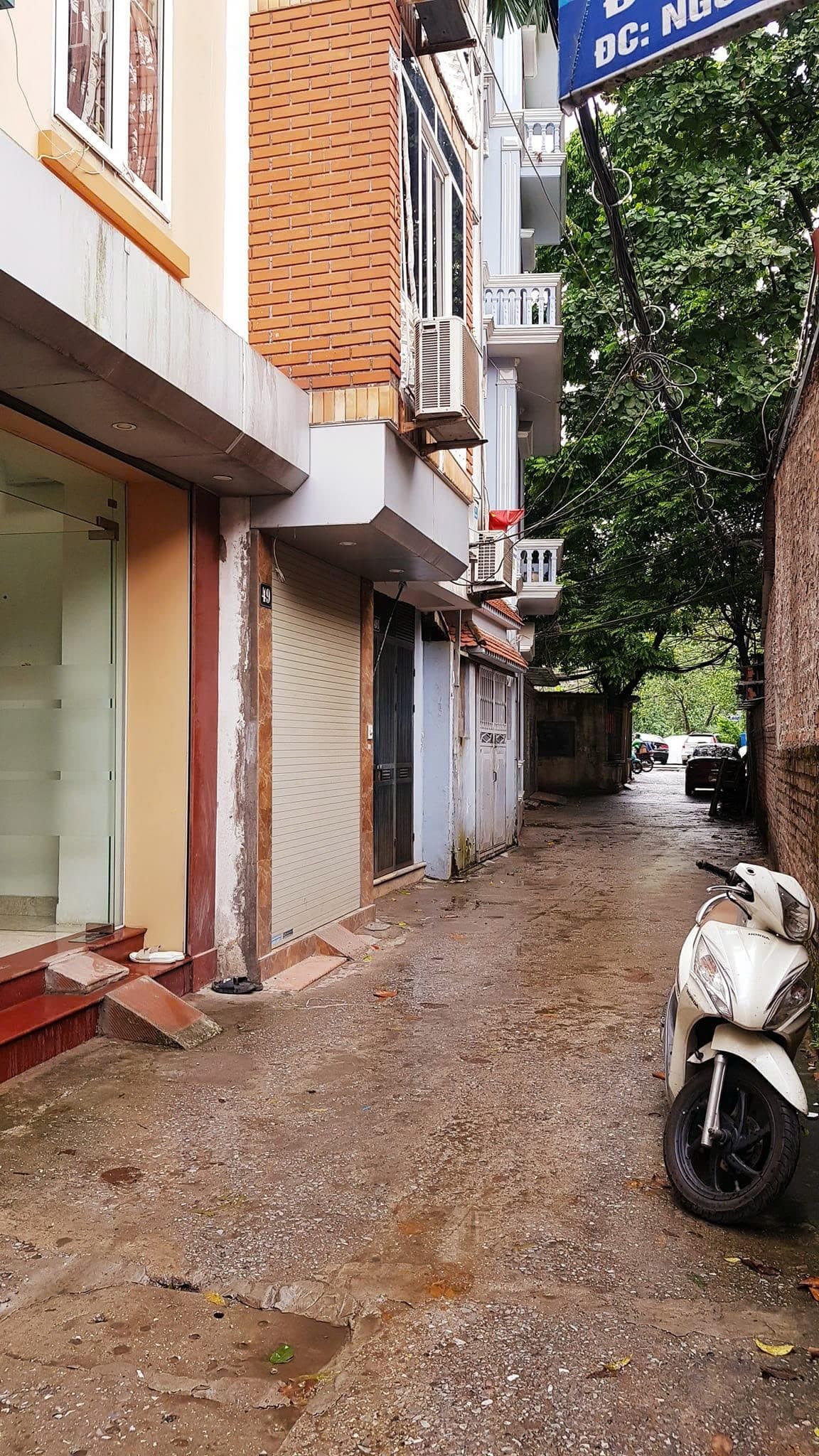 Cho thuê nhà riêng Đ. Giải Phóng, P. Giáp Bát, Q. Hoàng Mai, Tp. Hà Nội