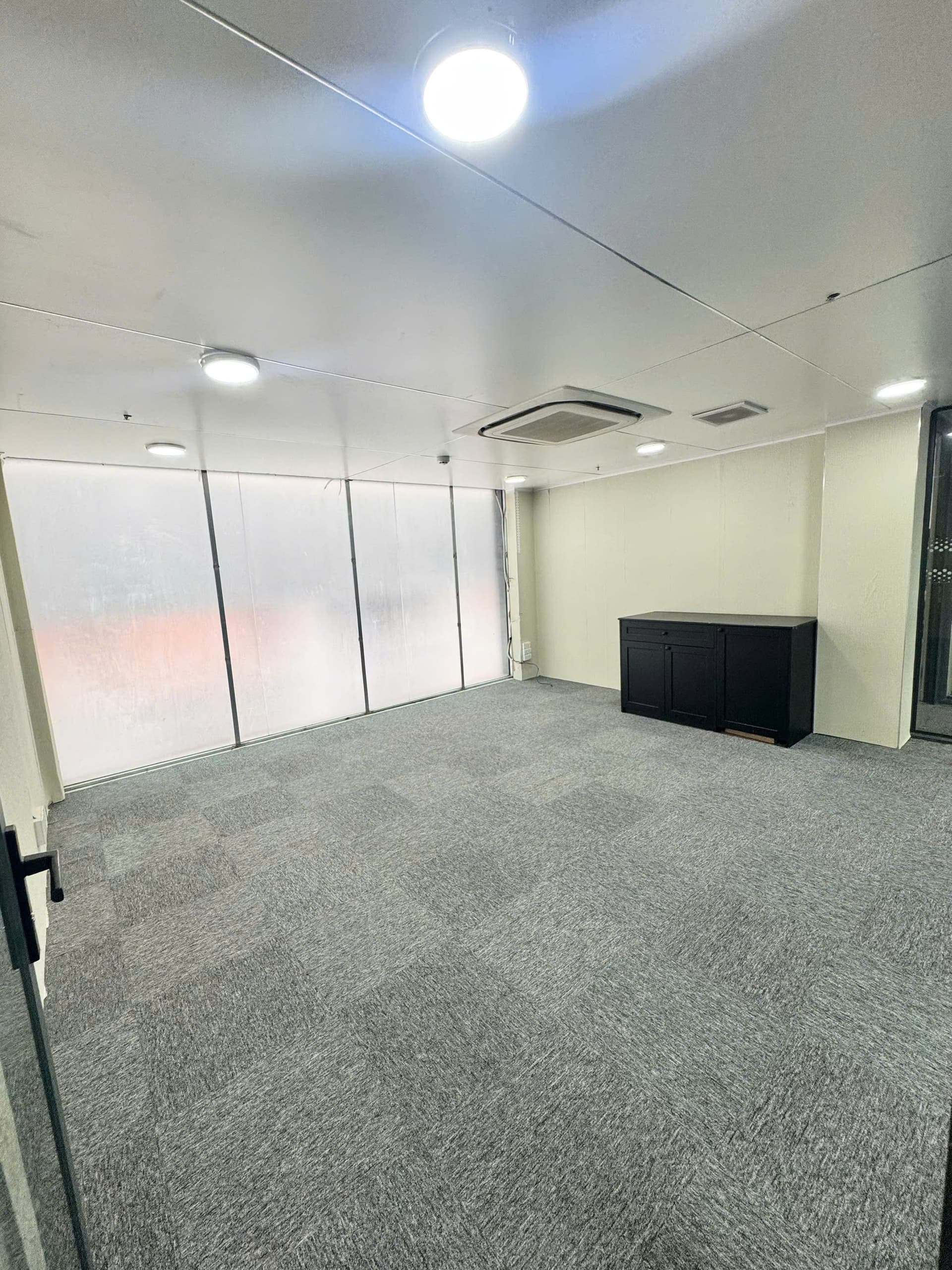 Cho thuê văn phòng 11 Nguyễn Huy Tưởng, Đ. Nguyễn Huy Tưởng, P. 6, Q. Bình Thạnh, Tp. Hồ Chí Minh - Ảnh 3