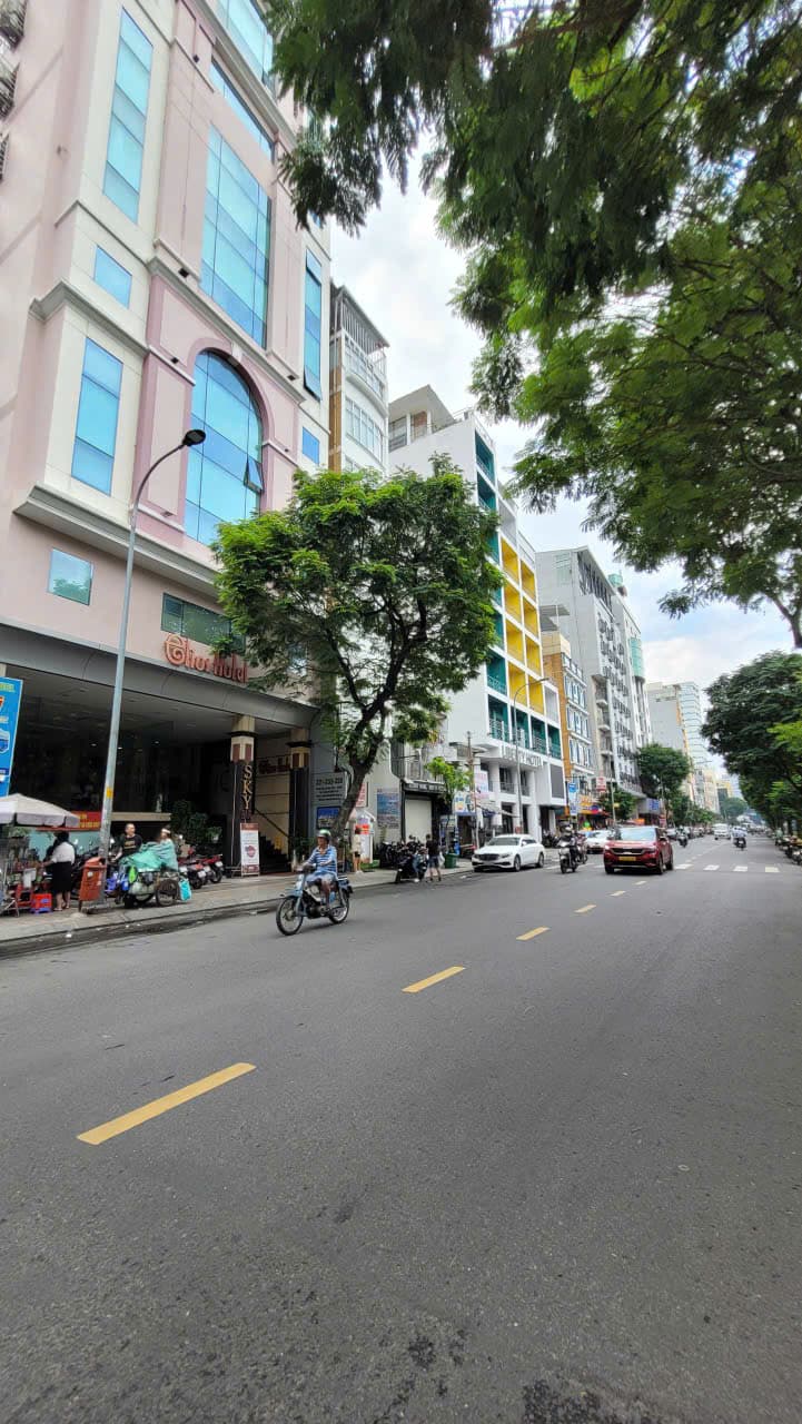 Bán khách sạn - nhà nghỉ Đ. Đề Thám, P. Phạm Ngũ Lão, Q. 1, Tp. Hồ Chí Minh