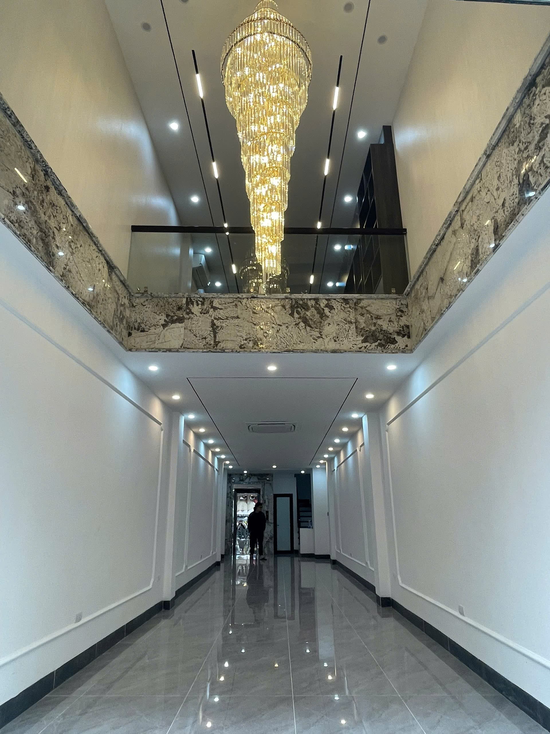 Cho thuê nhà mặt phố Đ. Bảo Linh, P. Phúc Tân, Q. Hoàn Kiếm, Tp. Hà Nội