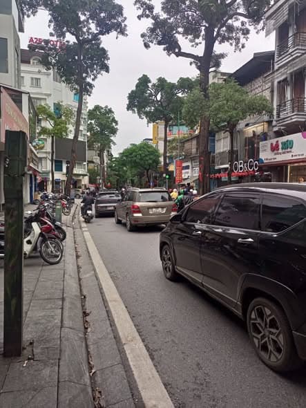 Bán nhà mặt phố Đ. Quán Thánh, P. Quán Thánh, Q. Ba Đình, Tp. Hà Nội