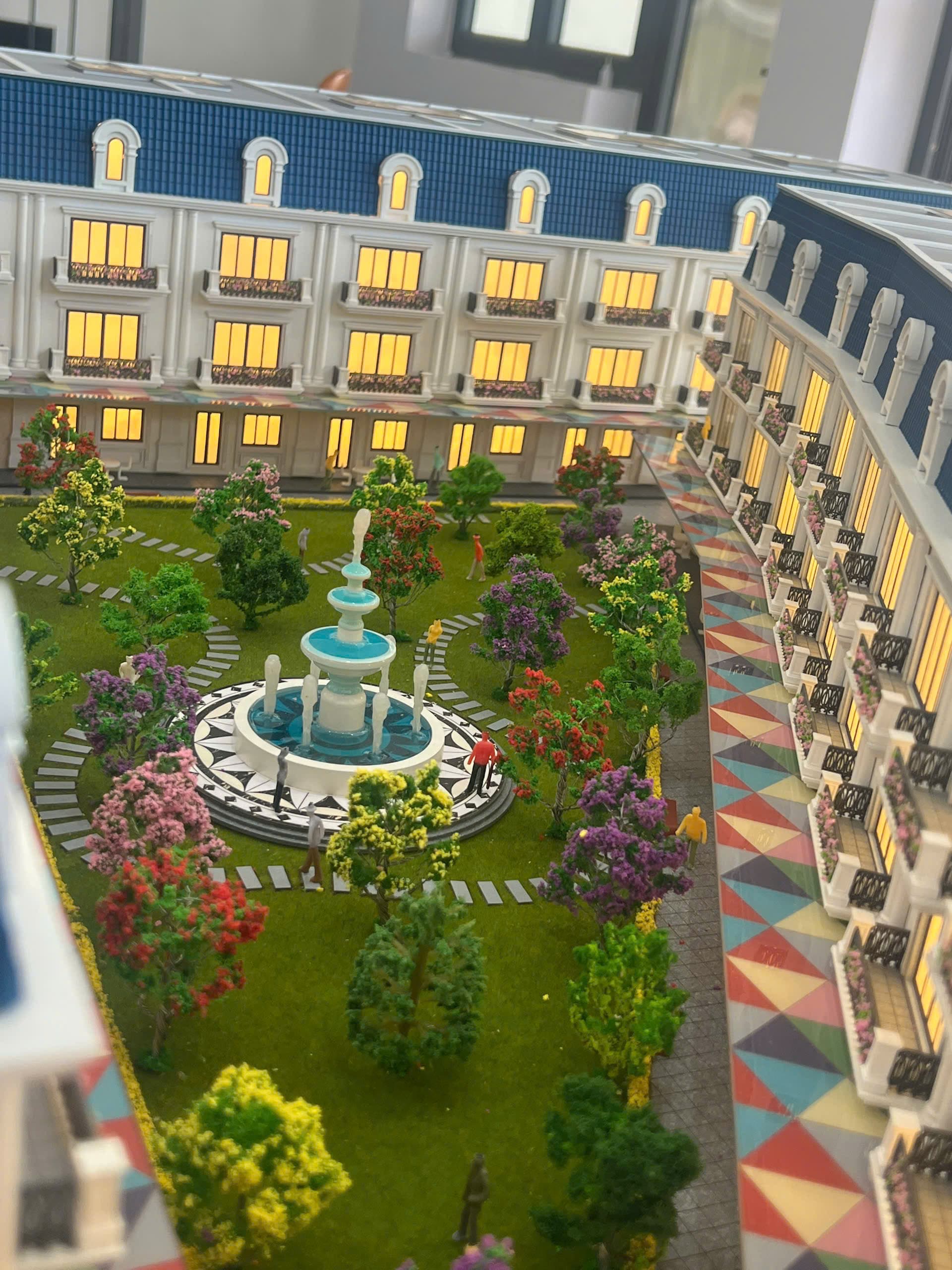 Bán shophouse, nhà phố thương mại Đ. Nguyễn Lộ Trạch, P. Xuân Phú, Tp. Huế, T. Thừa Thiên Huế - Ảnh 2