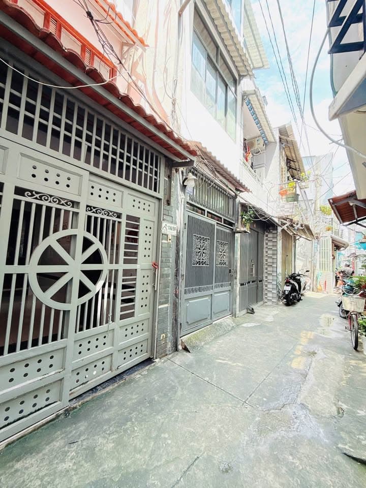 Bán nhà riêng Đ. Nguyễn Thị Tần, Q. 8, Tp. Hồ Chí Minh - Ảnh 2