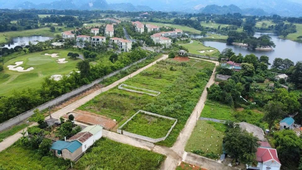 Bán đất H. Trần Văn Thời, T. Cà Mau