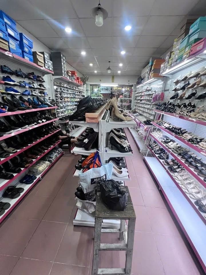 Bán nhà mặt phố P. Ngọc Lâm, Q. Long Biên, Tp. Hà Nội - Ảnh 2