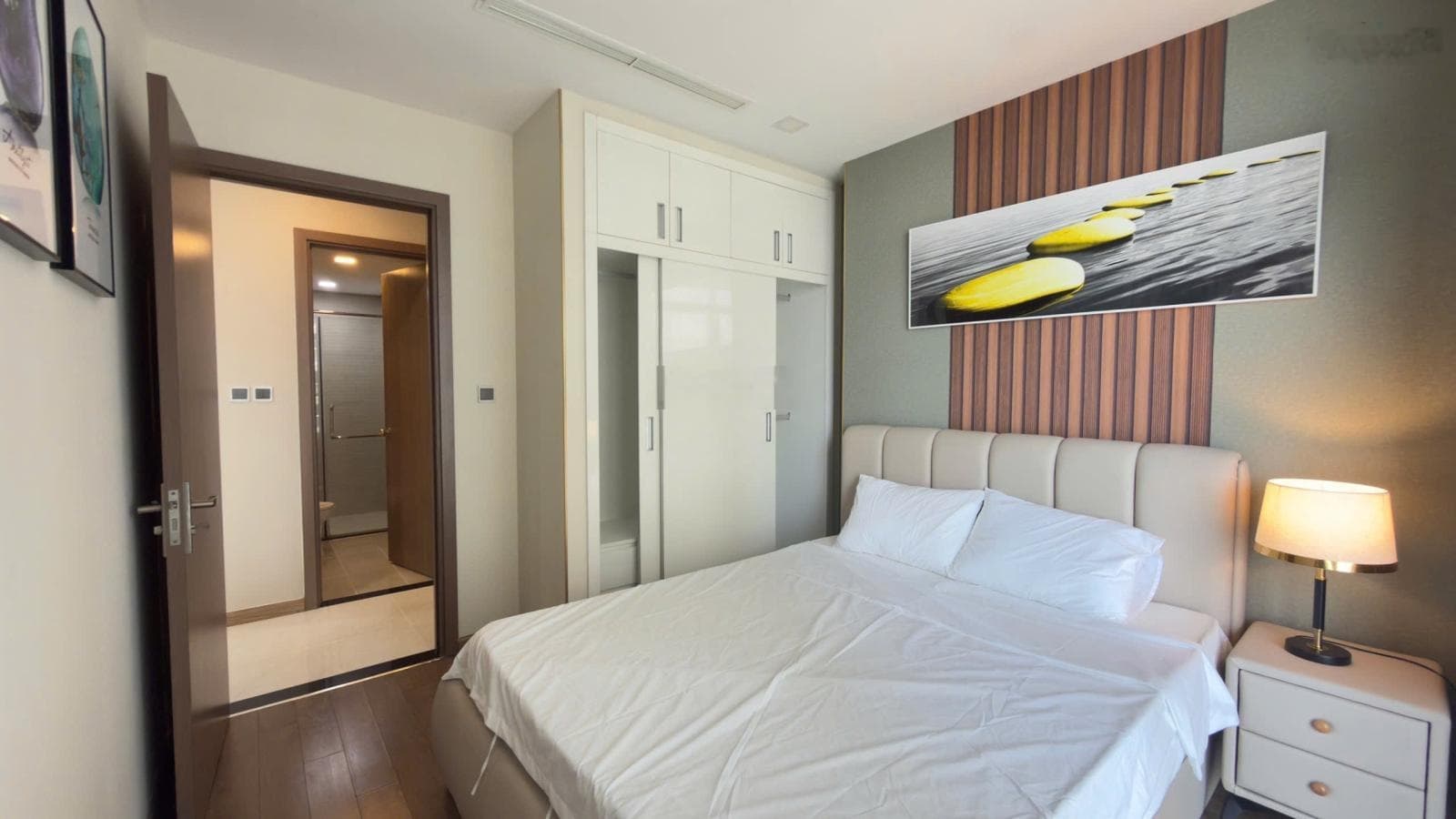 Cho thuê căn hộ chung cư Vinhomes Central Park, Đ. Nguyễn Hữu Cảnh, P. 22, Q. Bình Thạnh, Tp. Hồ Chí Minh - Ảnh 2