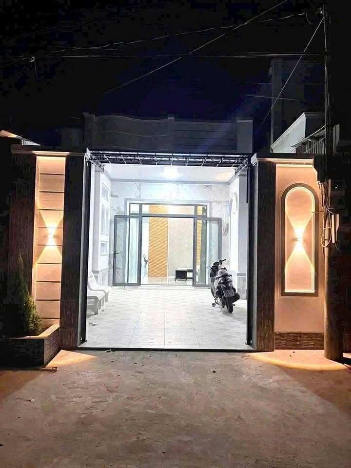 Bán nhà mặt phố Đ. Văn Ngọc Chính, P. 3, Tp. Sóc Trăng, T. Sóc Trăng - Ảnh 2