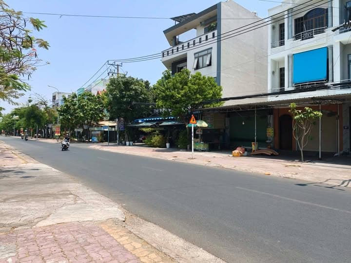 Cho thuê nhà riêng P. Nguyễn Thiện Thuật, Tp. Vũng Tàu, T. Bà Rịa - Vũng Tàu